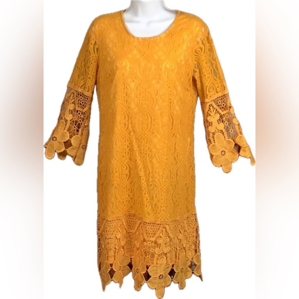Kings Road L Dress Sunflower Yellow Open Crochet Sleeve Floral Lace Overlay EUC